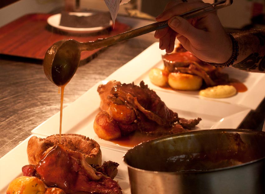 Sunday Lunch - Cott Inn Dartington - Delicious Local Food & Drink